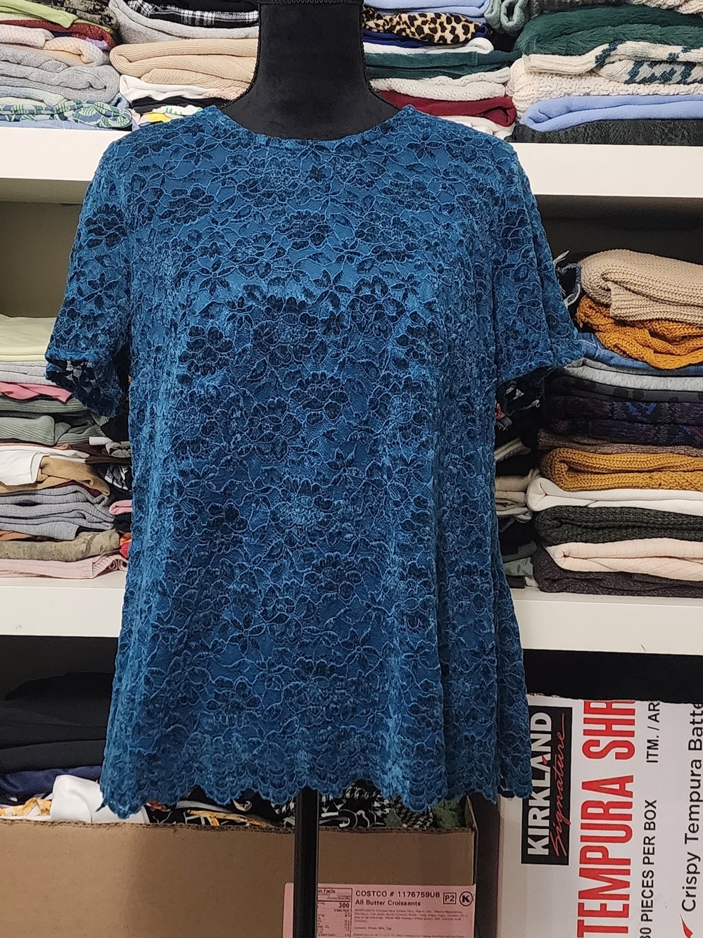 Women's Teal Blue Lace Short-Sleeve Top